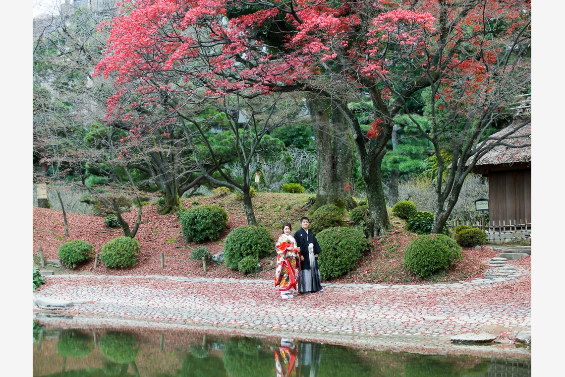 KIKIウェディングが撮影した「白い雪での二人」の写真