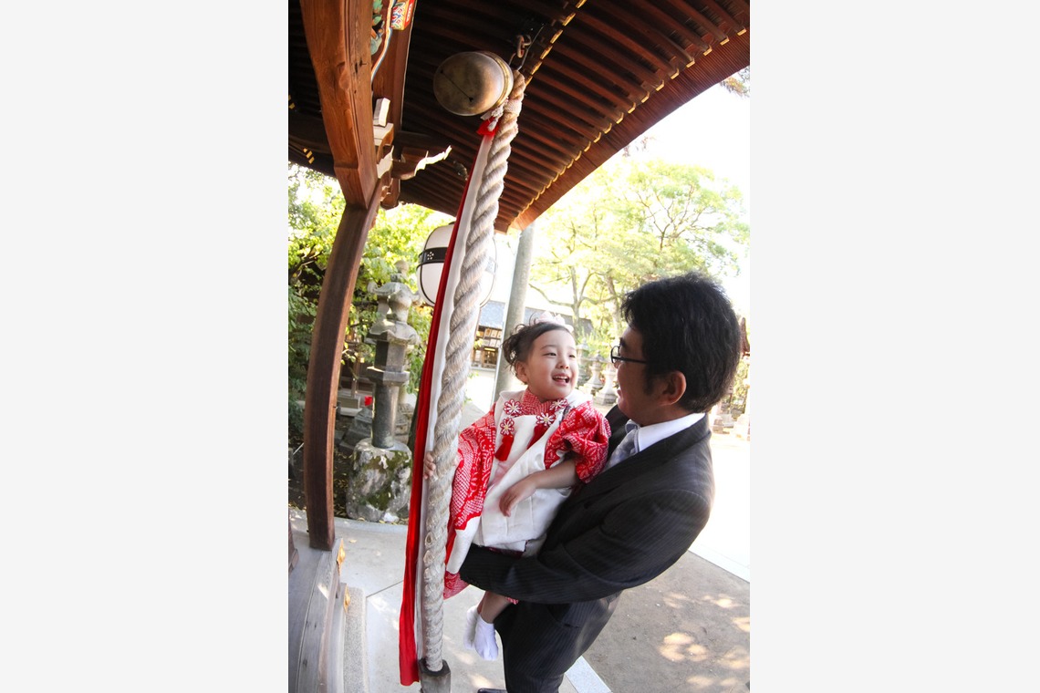 スマイルハンターが出張撮影した家族写真(キッズ,ベビーフォト)などが写った「七五三ロケーション撮影」の家族写真