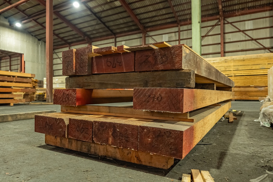 武内ピクチャーズが撮影した「商材撮影(建築木材)」の写真