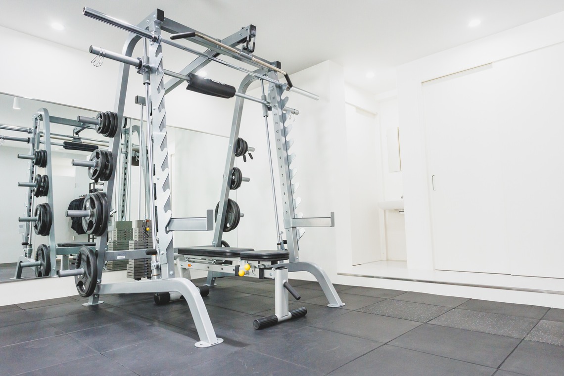 松井シンジが撮影した写真のアルバム「建物内観・外観」