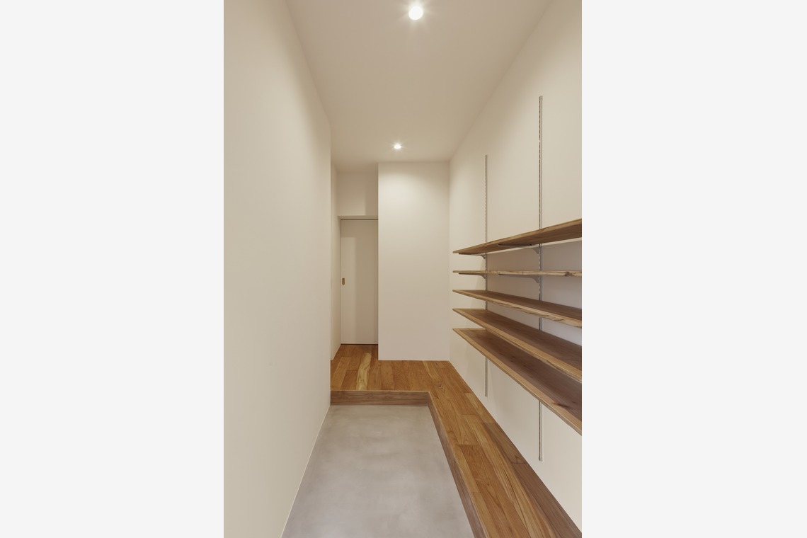 井上隆司が撮影した写真のアルバム「建築写真 住宅リノベーション」