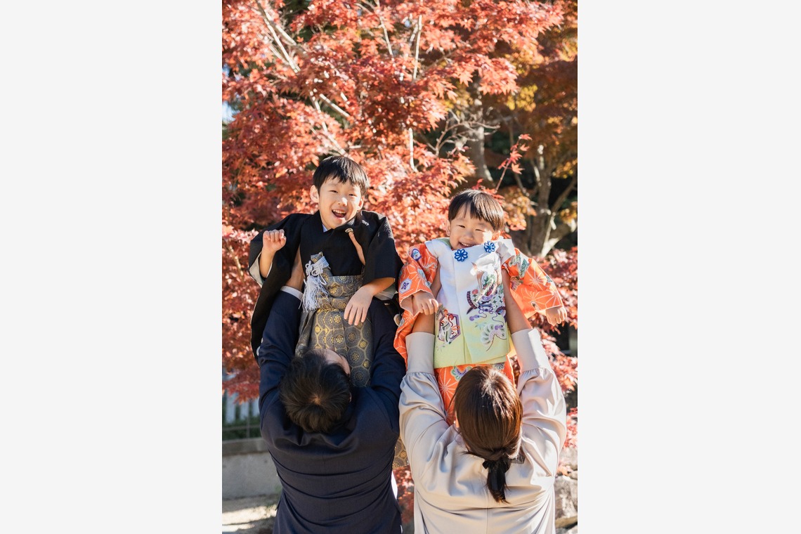 Hyggest  photographyが出張撮影した家族写真(キッズ,ベビーフォト)などが写った「七五三撮影」の家族写真