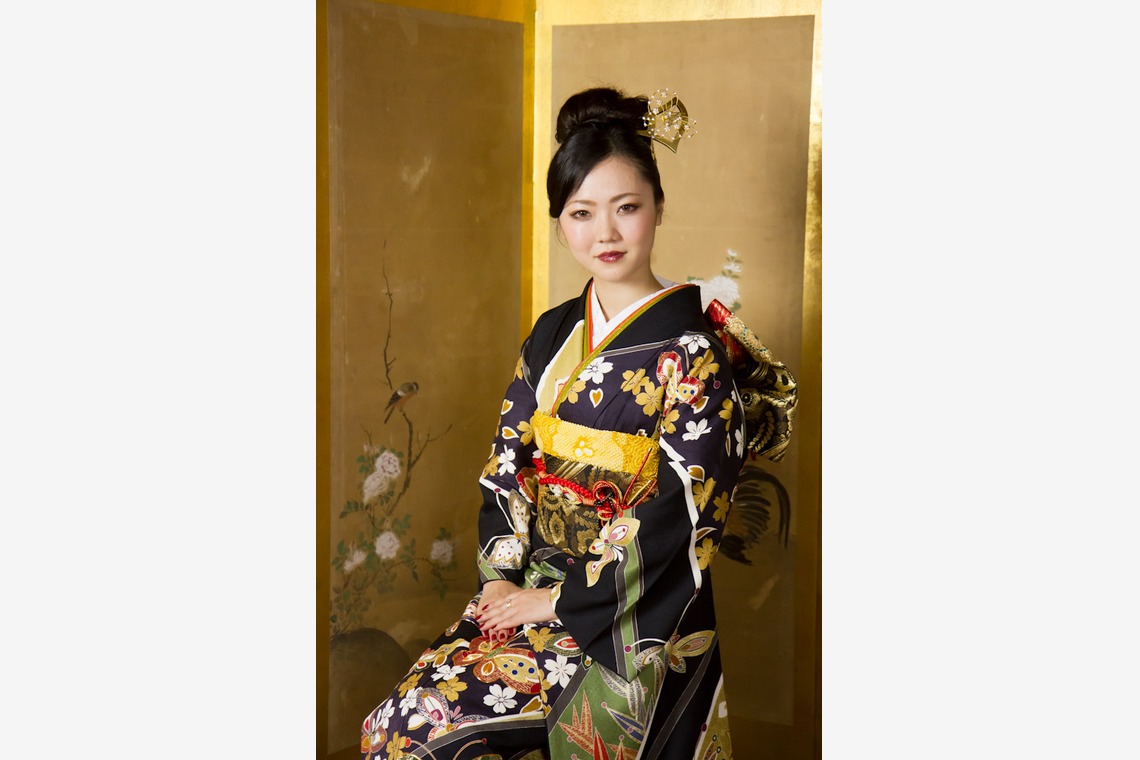 スマイルハンターが出張撮影した家族写真(キッズ,ベビーフォト)などが写った「成人式フォト」の家族写真