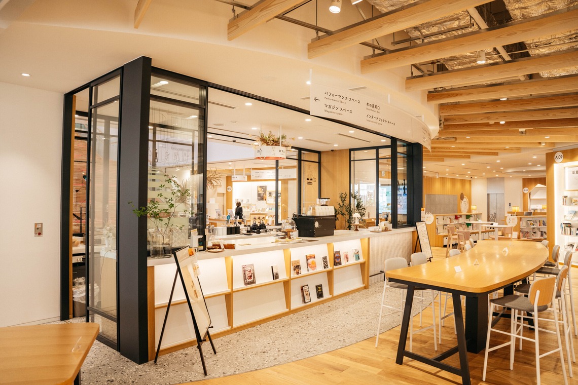 鈴木英治が撮影した写真のアルバム「外観・内装」