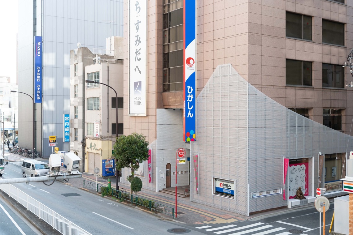 曽川拓哉が撮影した写真のアルバム「竣工写真」