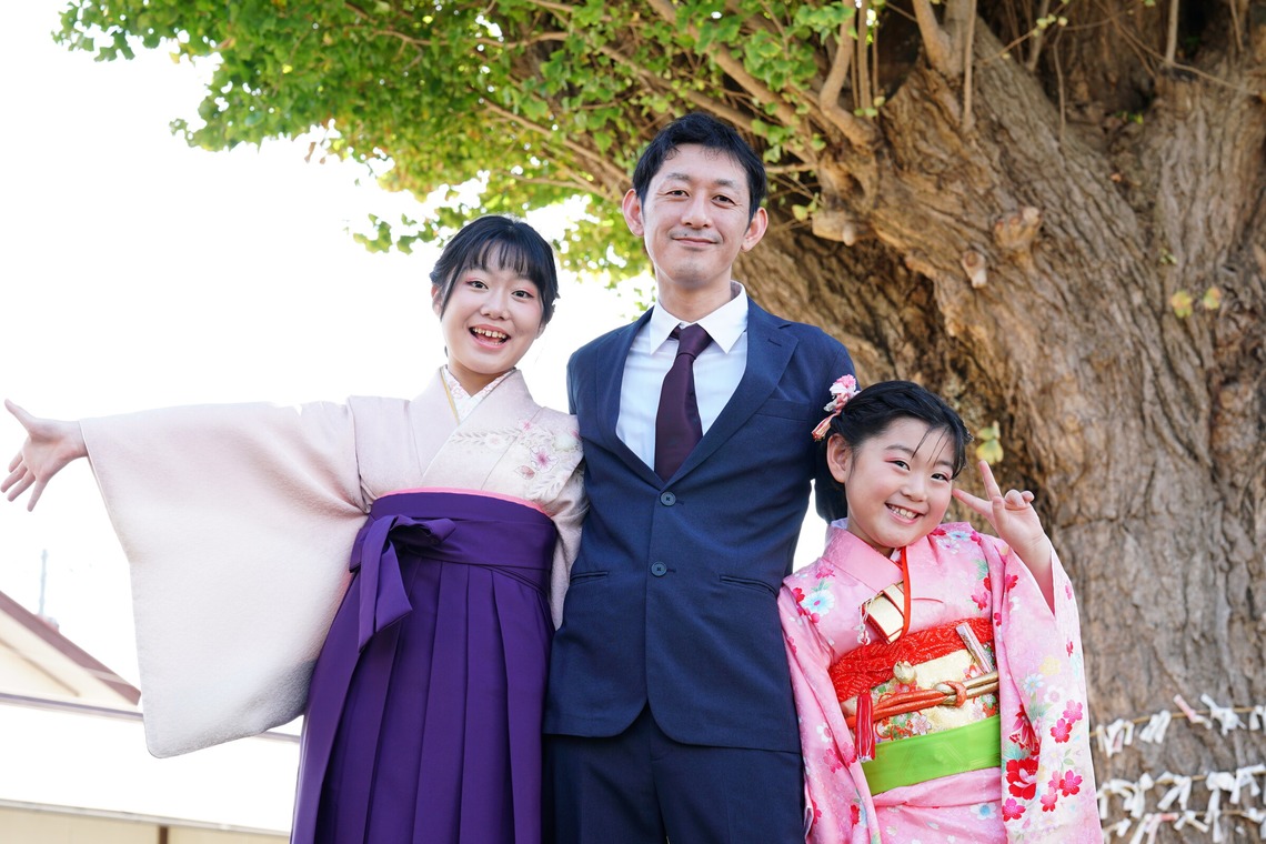 出張撮影のメモリーズが出張撮影した家族写真(キッズ,ベビーフォト)などが写った「241117-Ｉ様-七五三」の家族写真