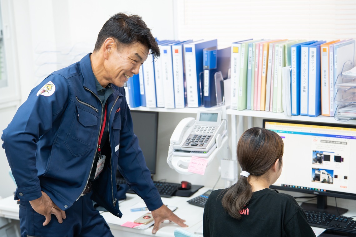 ARUKU PHOTOが撮影した写真のアルバム「塗装会社プロペイント様の店舗紹介撮影」