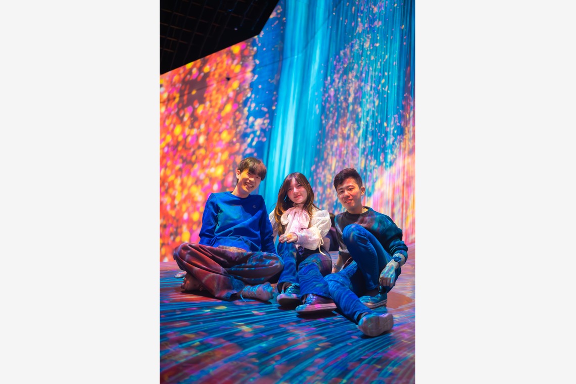 三橋宣貴が撮影した写真のアルバム「チームラボにて」