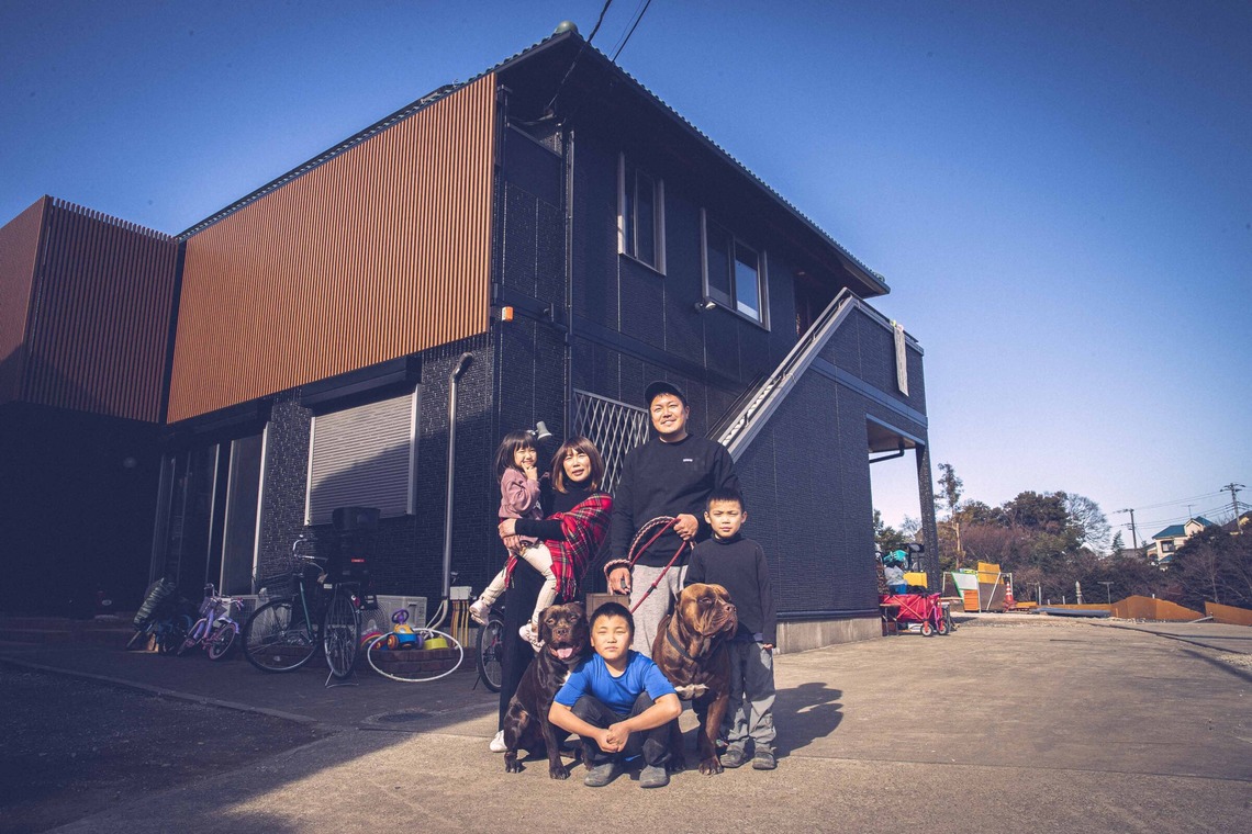 Sunstore 三條康貴が撮影した「ファミリー」の写真