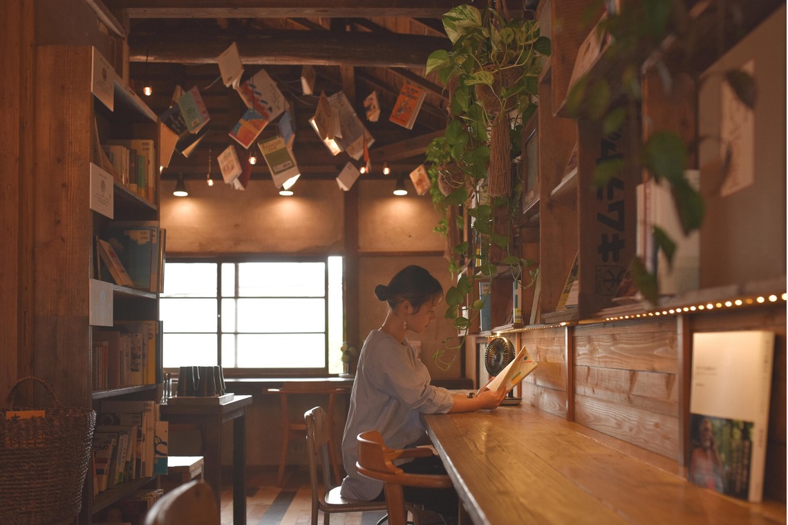 土門巧が撮影した「SUKIMA」の写真