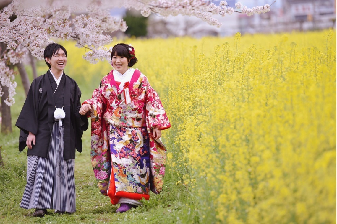 Photo of Pre Weddingphotoshoot in Nara park in the cherry blossom season taken by Kiki photo works