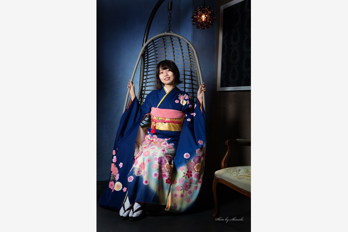 浅野真一が撮影した写真のアルバム「成人式前撮り」