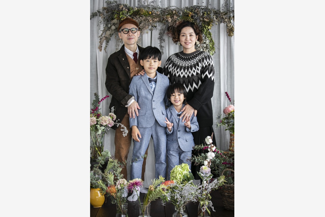 Hamuこども写真館が撮影した写真のアルバム「大阪市西区スタジオにて家族写真」