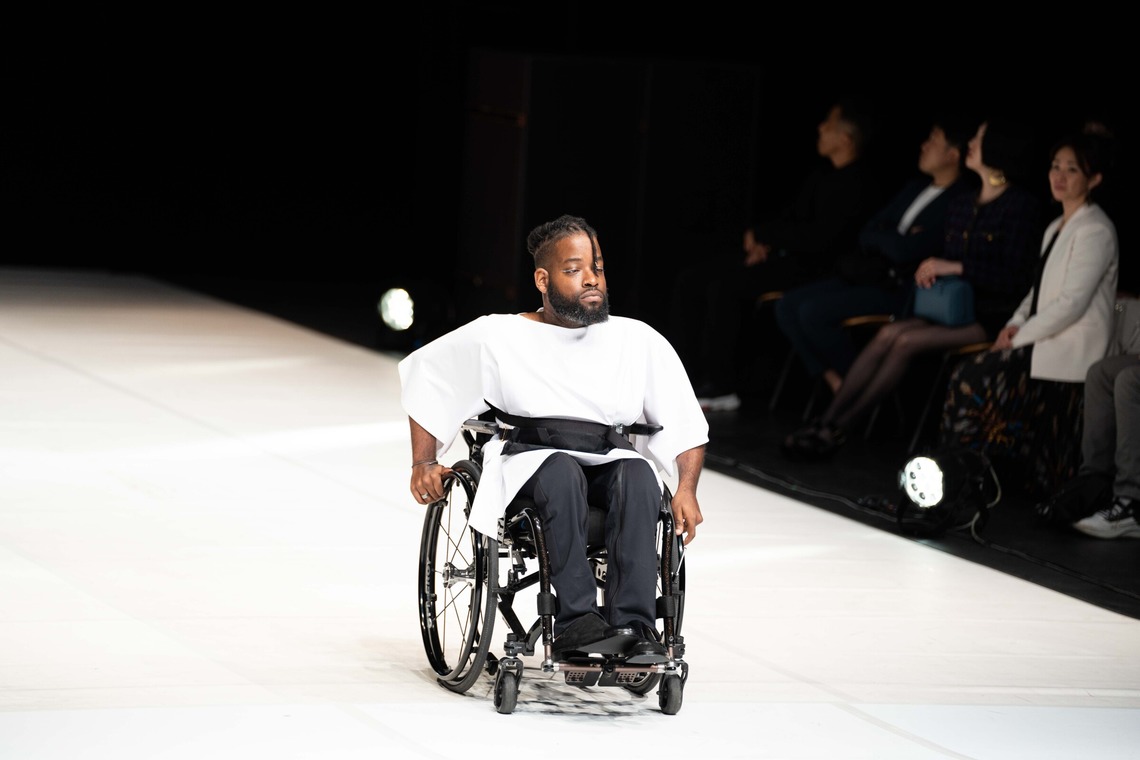 城尾由美子が撮影した写真のアルバム「ファッションショー（ボトモールParis)」