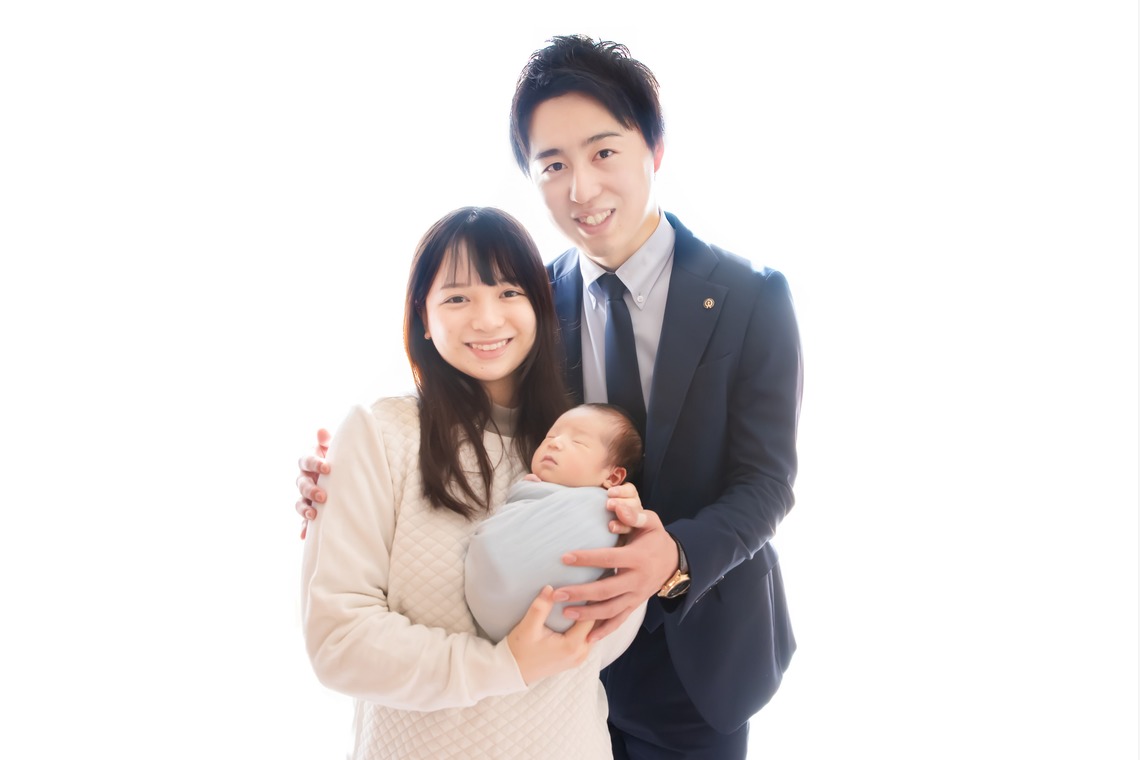 サキヤマ リエが撮影したスタジオ撮影のアルバム「ブルー系・しろくまのぬいぐるみ・男の子のニューボーンフォト 」
