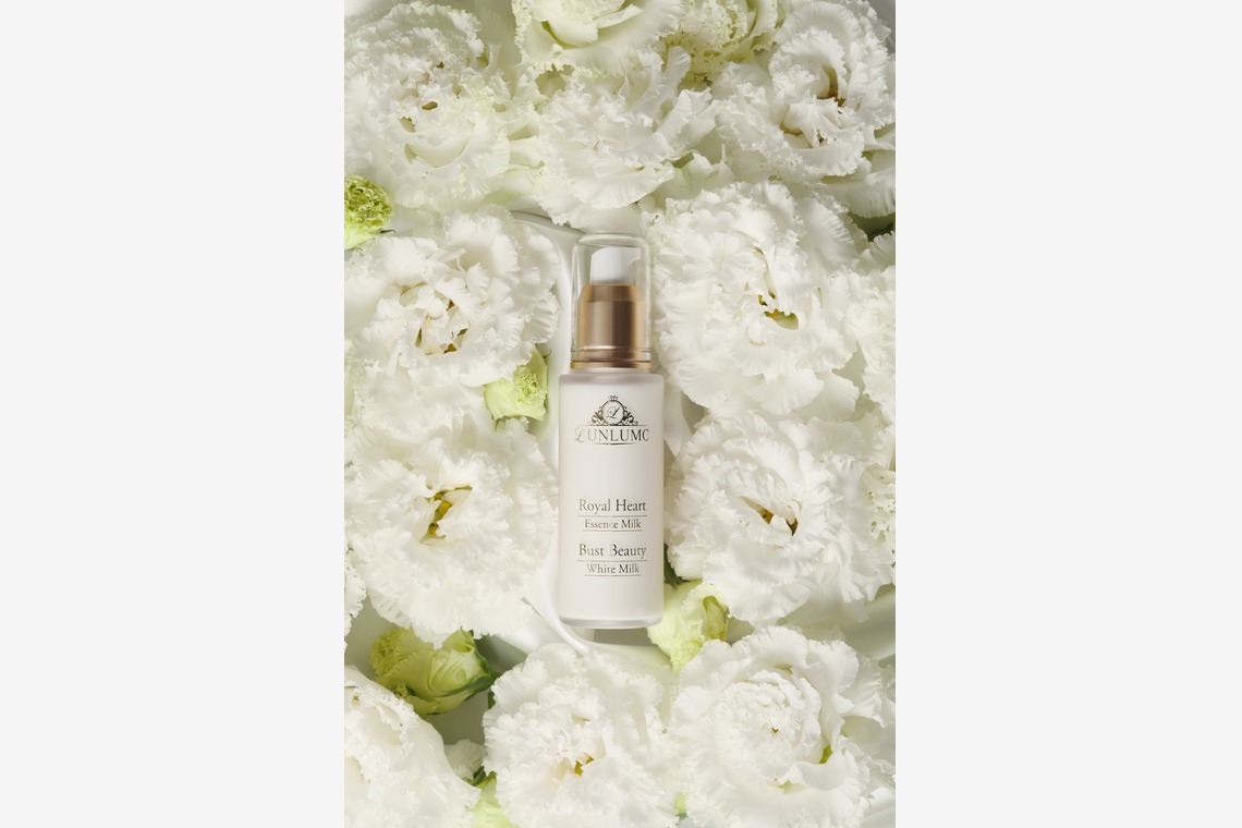 植田 友樹が撮影した「化粧品イメージカット」の写真