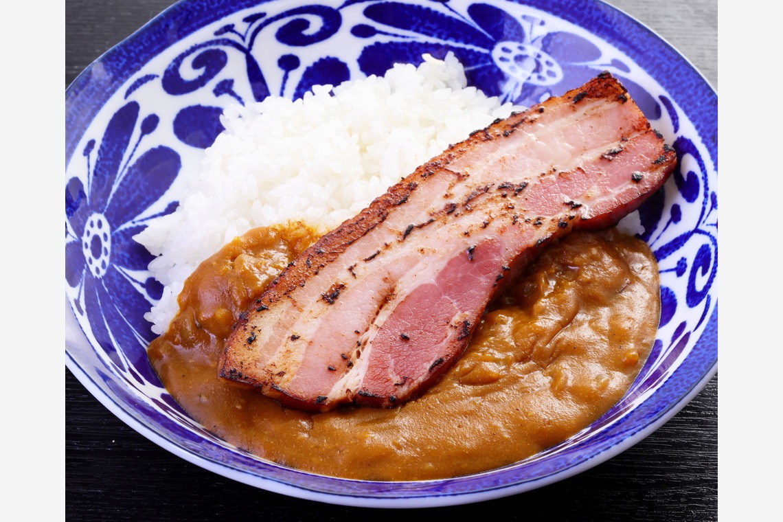 森安　照が撮影した「とんかつ、カレーライス、ハンバーグ」の写真