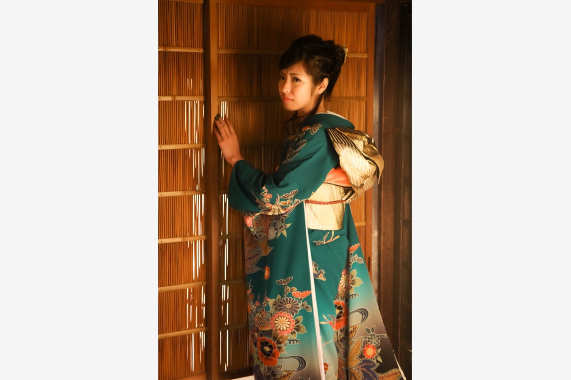 スマイルハンターが出張撮影した家族写真(キッズ,ベビーフォト)などが写った「成人式フォト」の家族写真