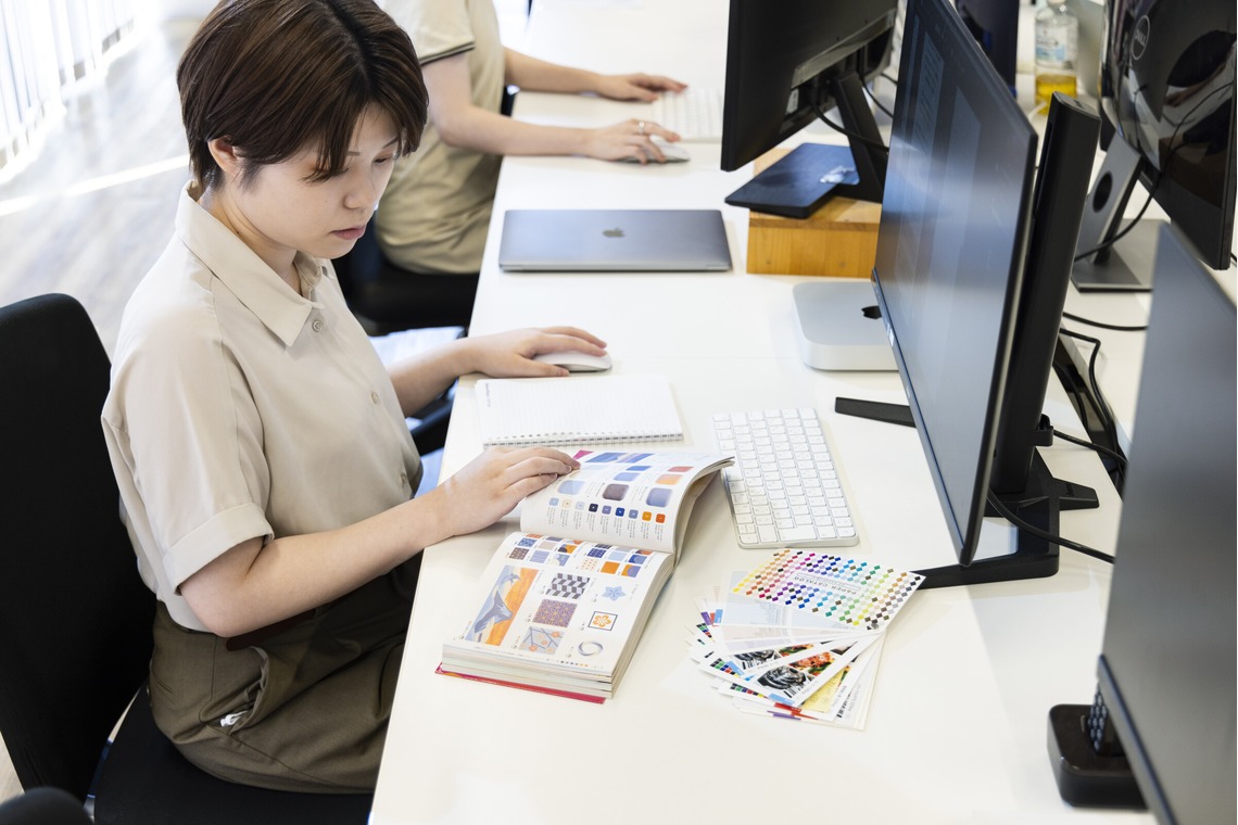 柿元写真事務所が撮影した写真のアルバム「企業店舗のwebサイト・採用サイト」