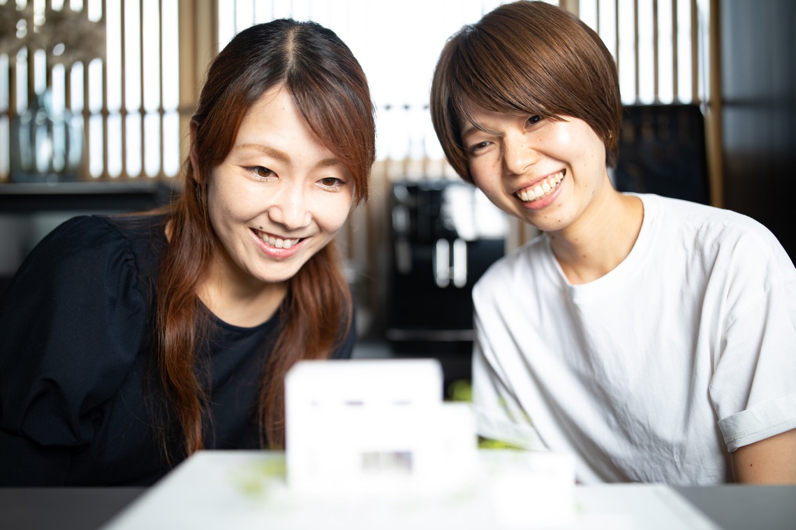 岩坪眞一郎が撮影した写真のアルバム「宣材」