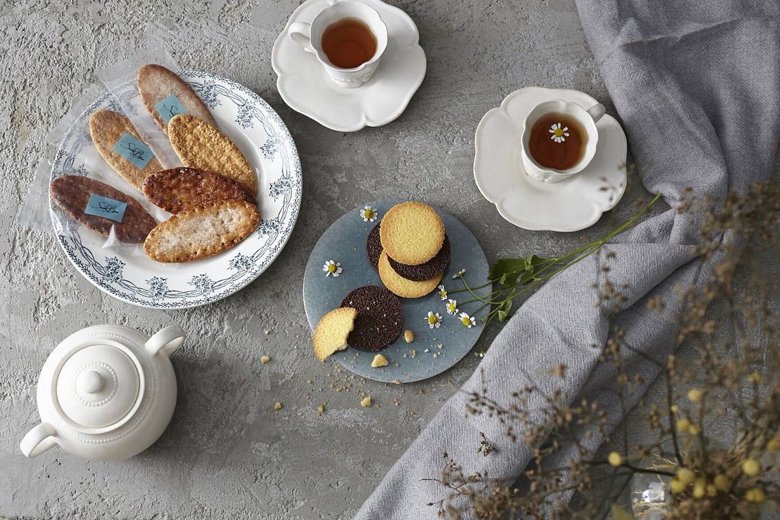 土肥さやかが撮影した写真のアルバム「スイーツ・パン」