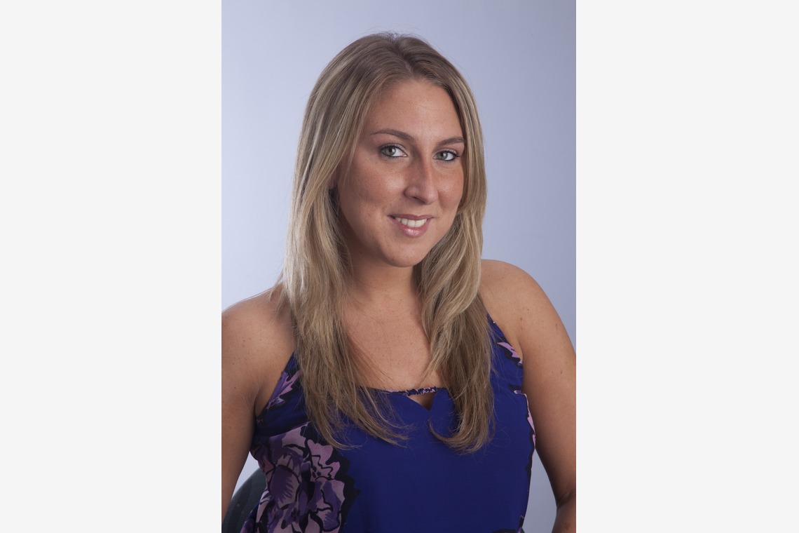 富岡敦が撮影した「会社案内ポートレート」の写真