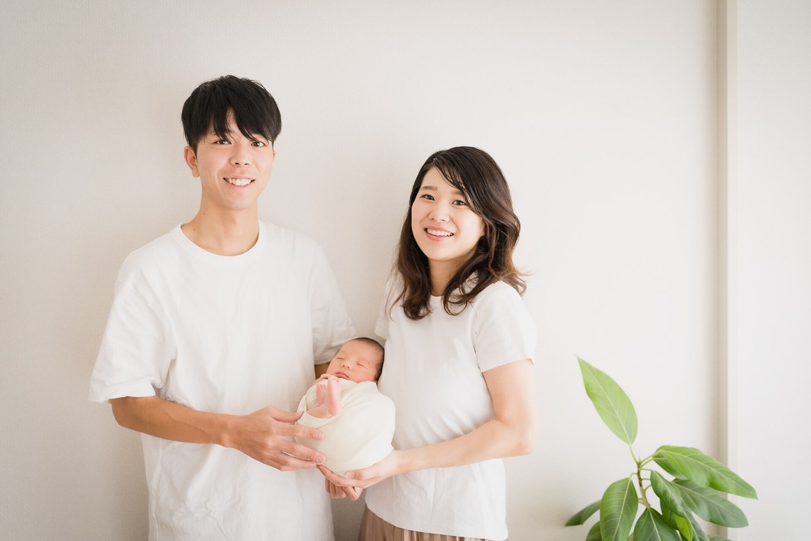 三谷 朋也が撮影した「ニューボーンフォト」の写真