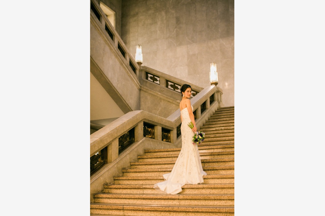 Album of the Honeymoon Photo Shoot taken by Yuki Shimada Photography - Japan Musium Engagement shoot