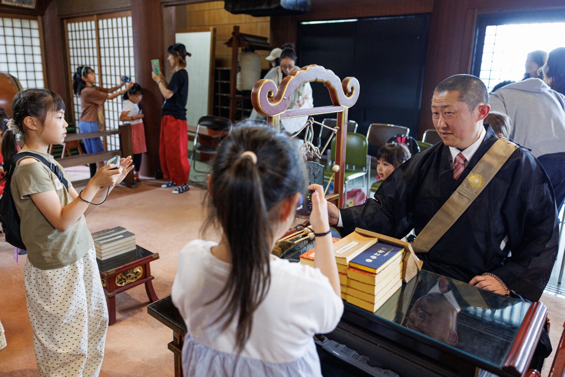 ちずカメラが撮影した「写真家　橘田龍馬さんの子供写真教室の様子」の写真