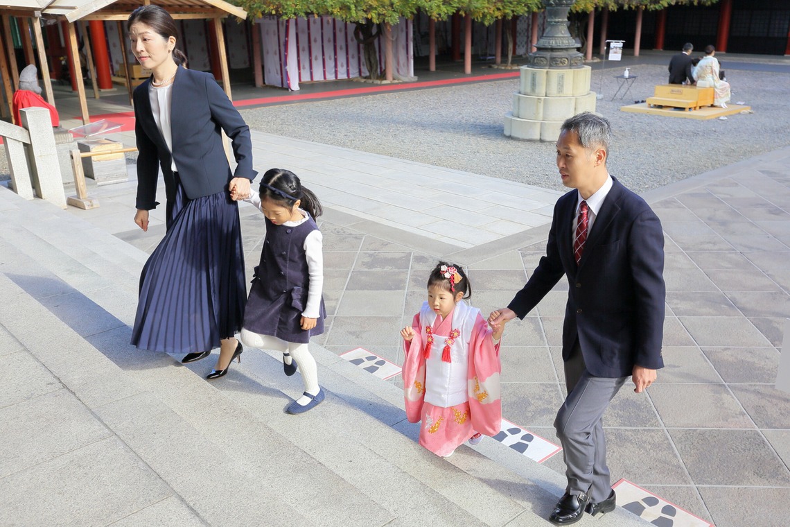 出張撮影　FotoMatograph　間藤　恒が出張撮影した家族写真(キッズ,ベビーフォト)などが写った「20.11.30-ウエヤマ様」の家族写真