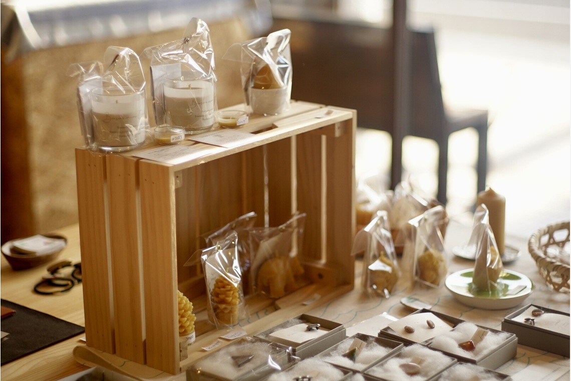 神部葵が撮影した写真のアルバム「HIMLEN07store」