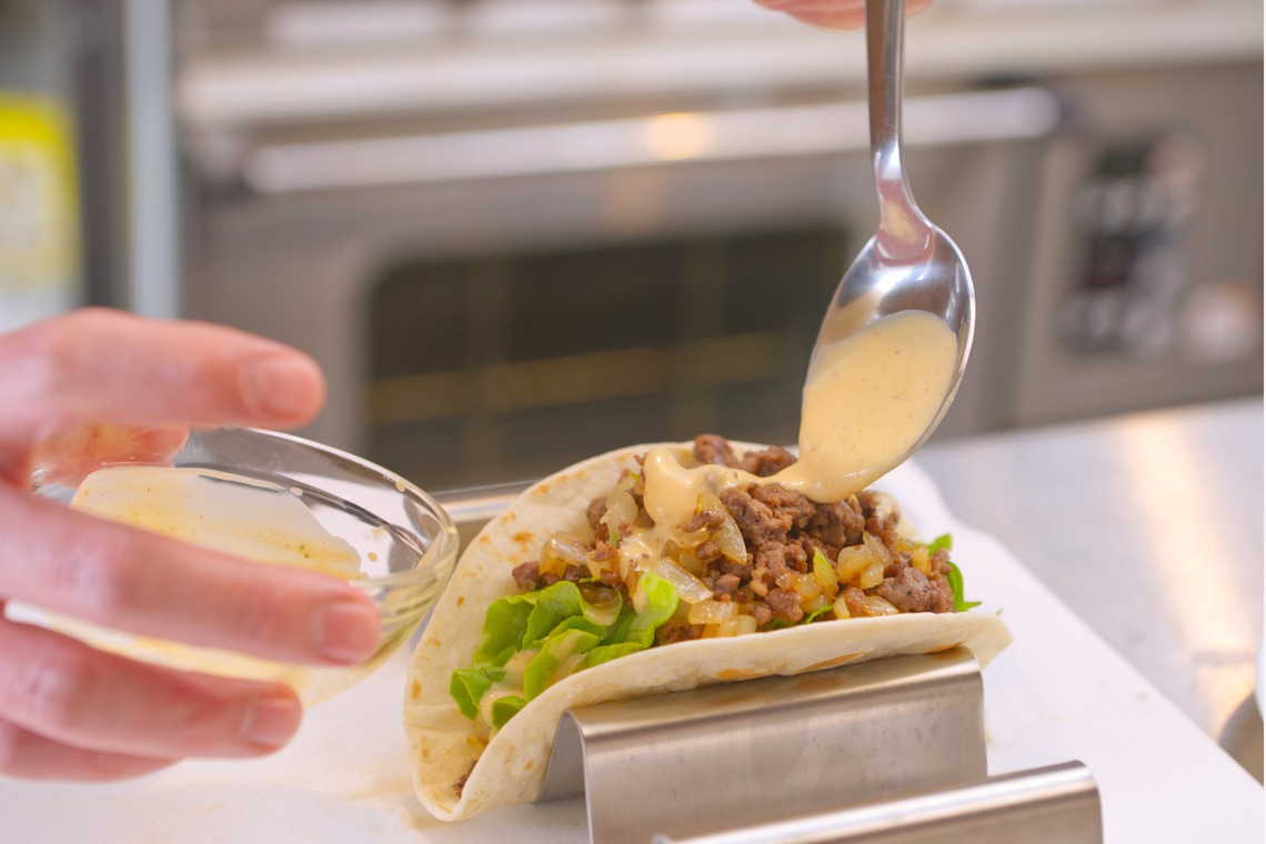 古牧理尚が撮影した写真のアルバム「hood」