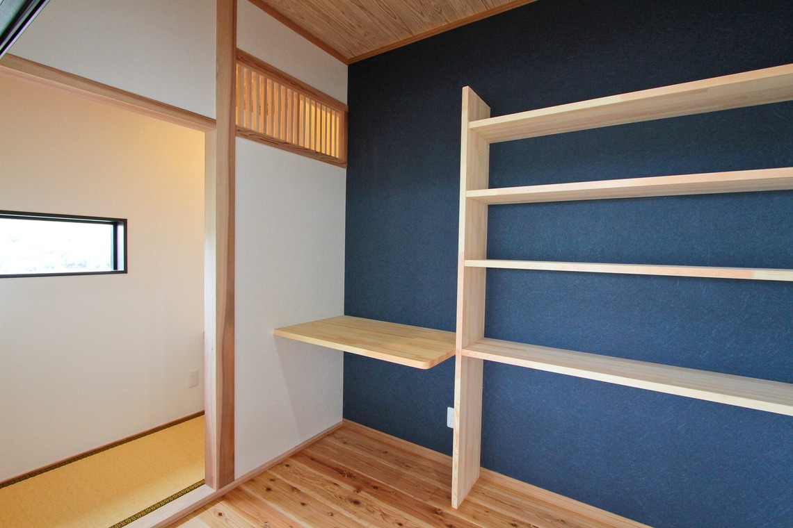 隈元智子が撮影した「家」の写真