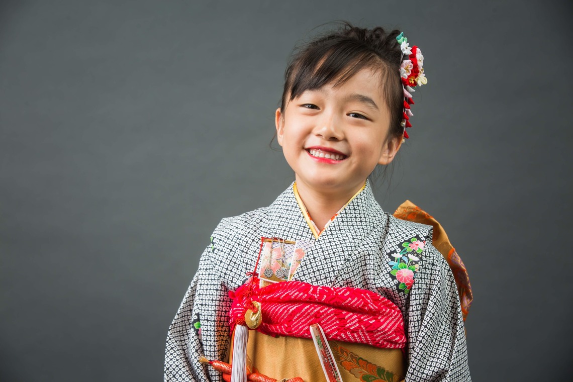 Nobuhiro Toyaが出張撮影した家族写真(キッズ,ベビーフォト)などが写った「七五三フォト@エミリィ代官山スタジオ」の家族写真