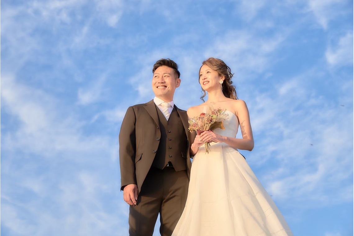 Album of the Location Photo Shoot/Wedding Day Photography/After-party Photo Shoot/Honeymoon Photo Shoot taken by Earth Creative Products - Pre-wedding shoot