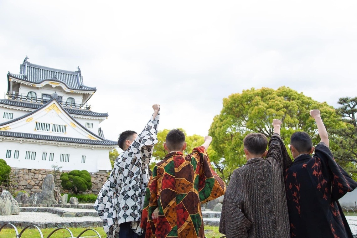 中井企画が撮影した「ハーフ成人式」の写真