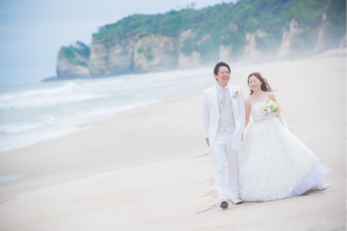 PIC WEDDING PHOTO（沼田 康明）が撮影した写真のアルバム「ホワイトドレス」