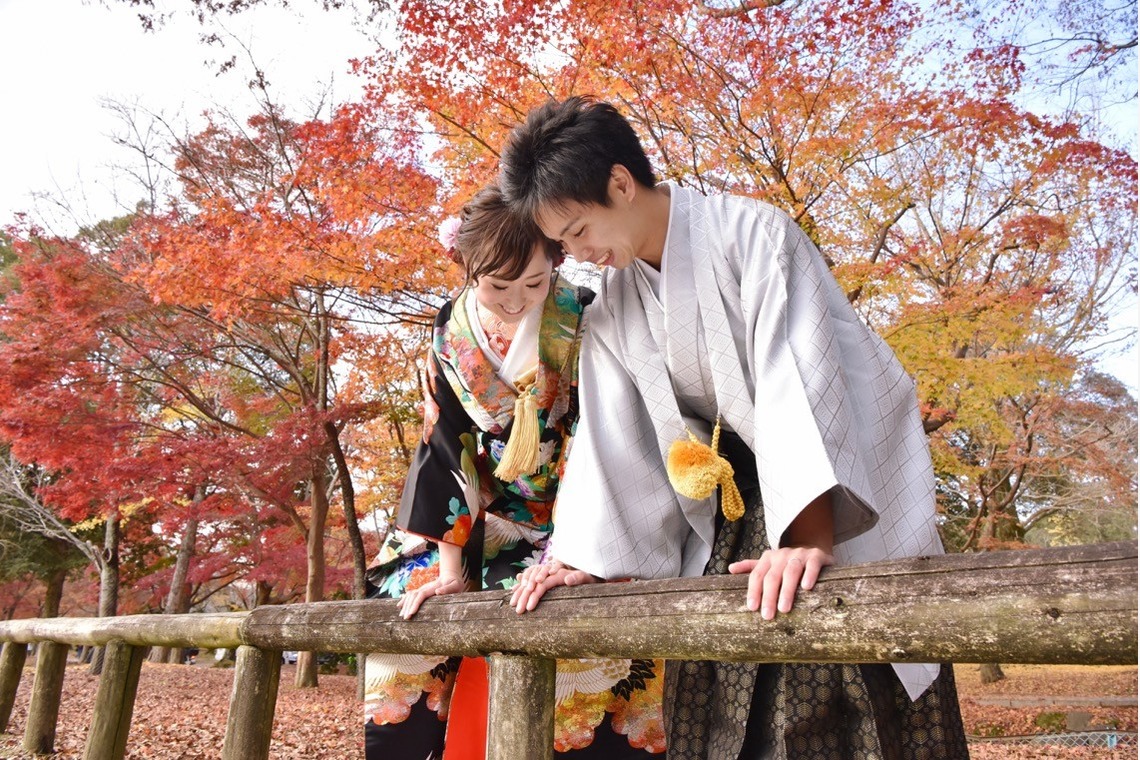 キキフォトワークスが撮影した「Pre Weddingphotoshoot at Nara with kimono in autumn to winter」の写真
