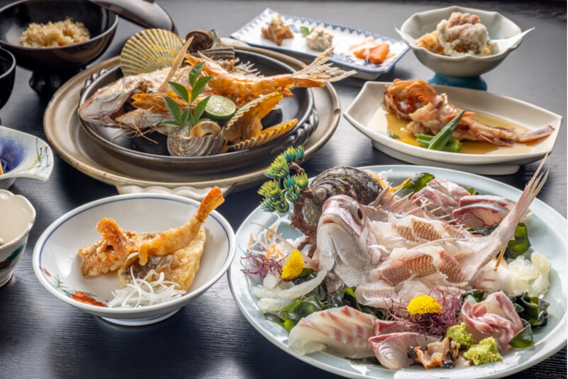 富岡敦が撮影した「旅館撮影　館内と料理写真」の写真