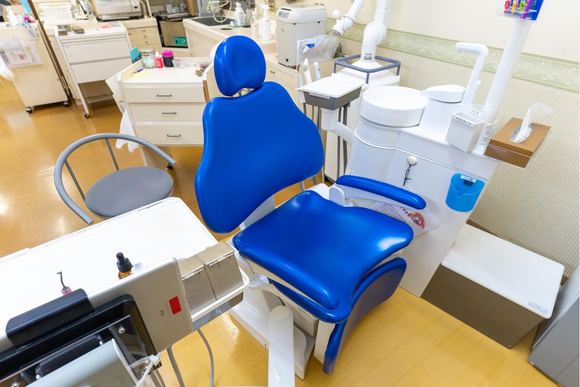 石橋宙大が撮影した「茶畑歯科医院」の写真