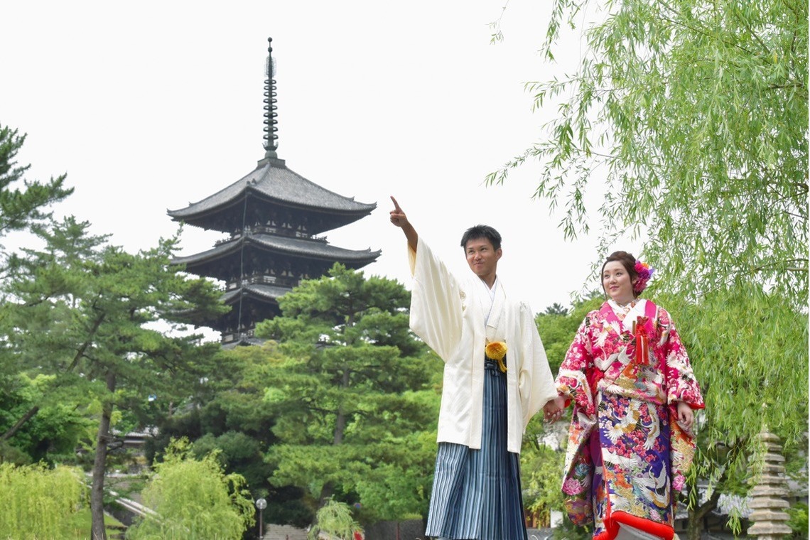 キキフォトワークスが撮影した「Pre Weddingphotoshoot at Nara with kimono in spring to summer」の写真