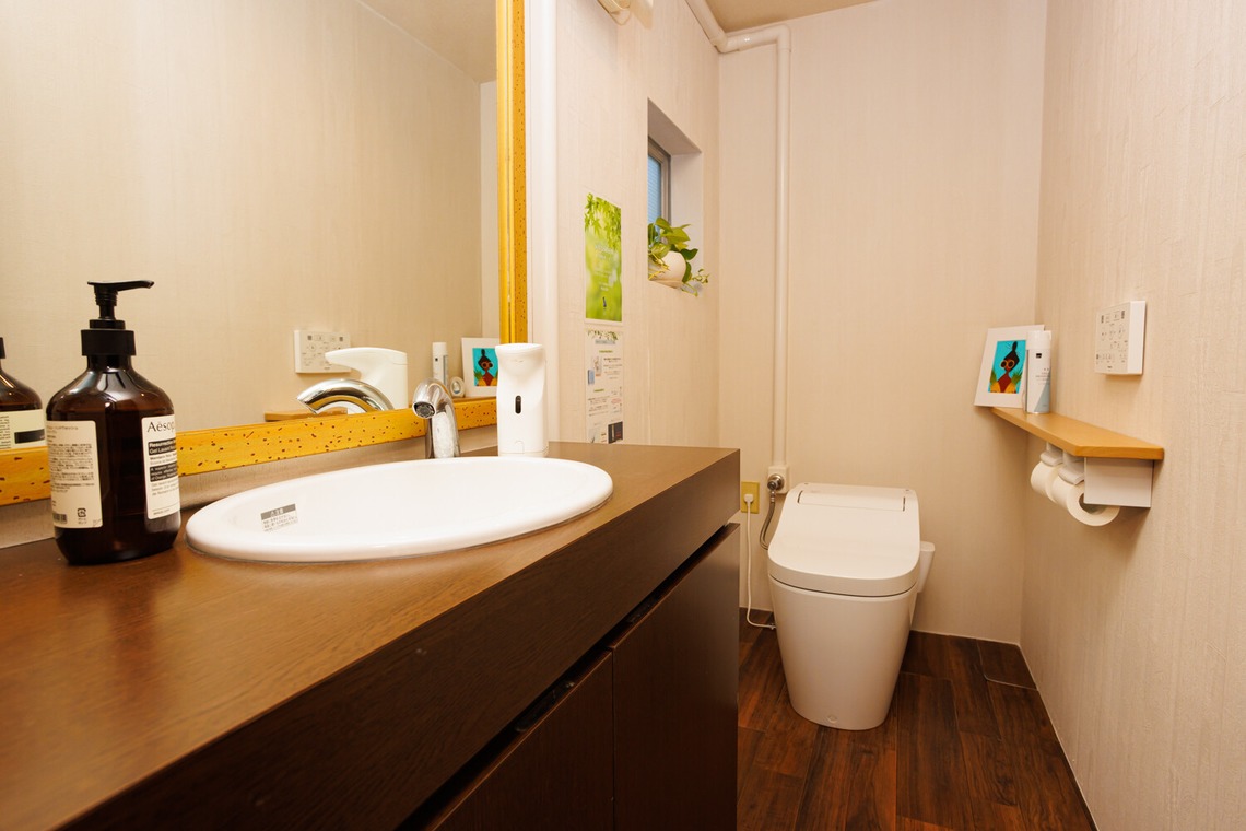 Yusuke Usuiが撮影した「水素カプセル MOPI 内観・人物撮影」の写真