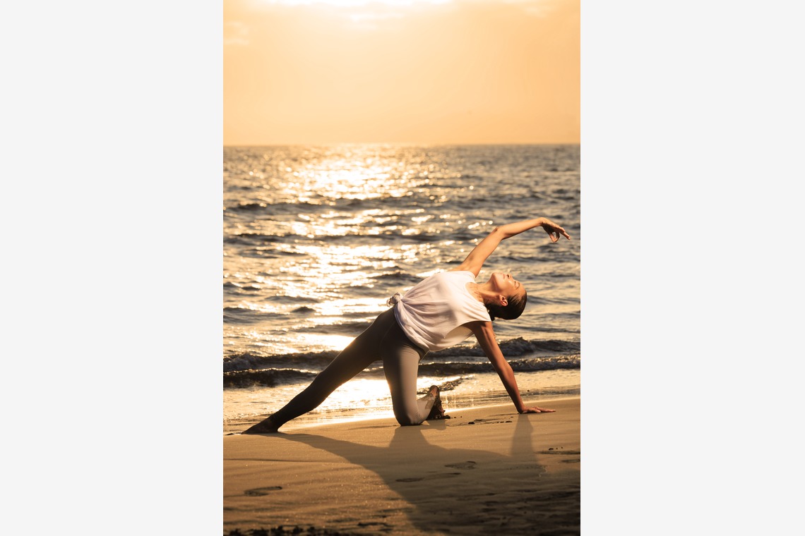 馬渕　智史が撮影した写真のアルバム「ヨガインストラクター」