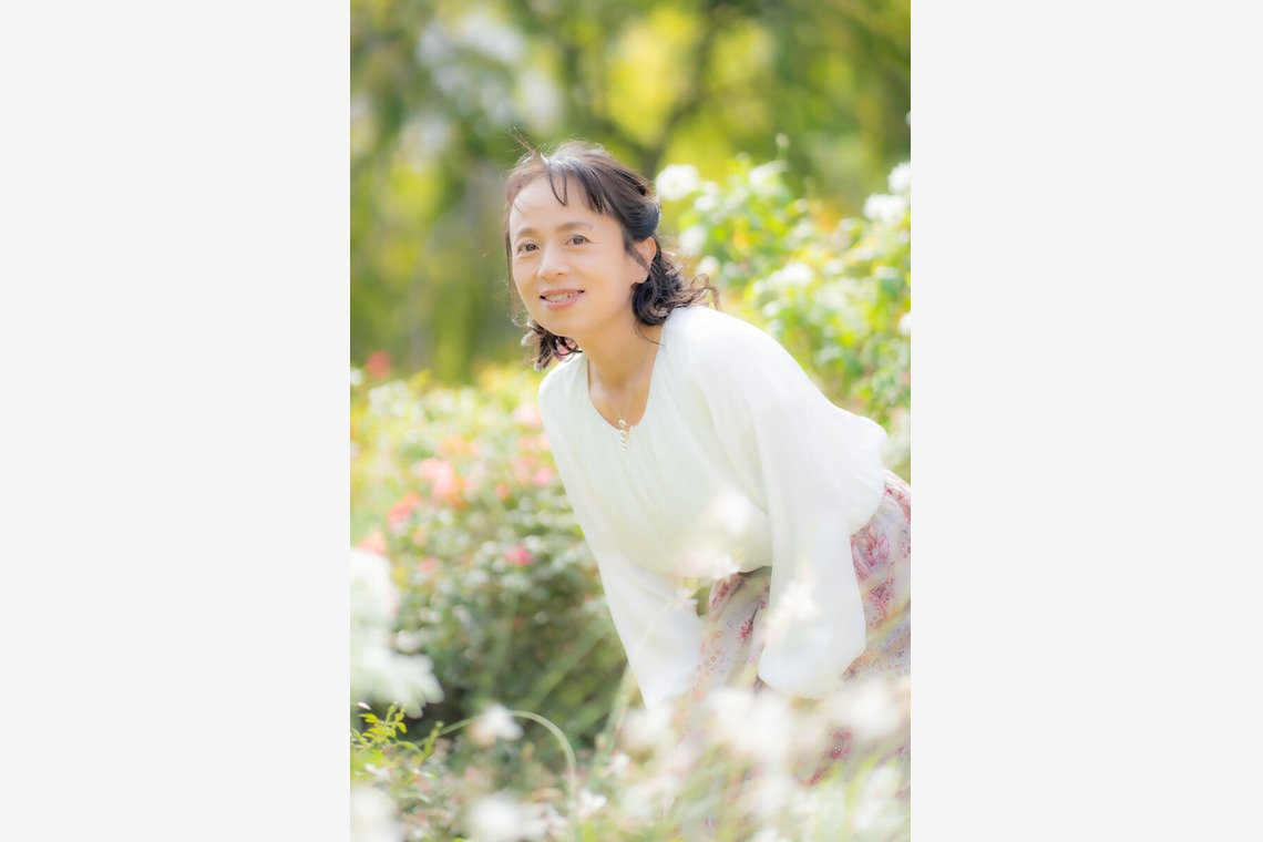 森元こずえが撮影した「女性プロフィールお花編」の写真