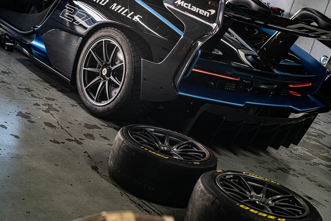 舘　典志が撮影した「自動車」の写真