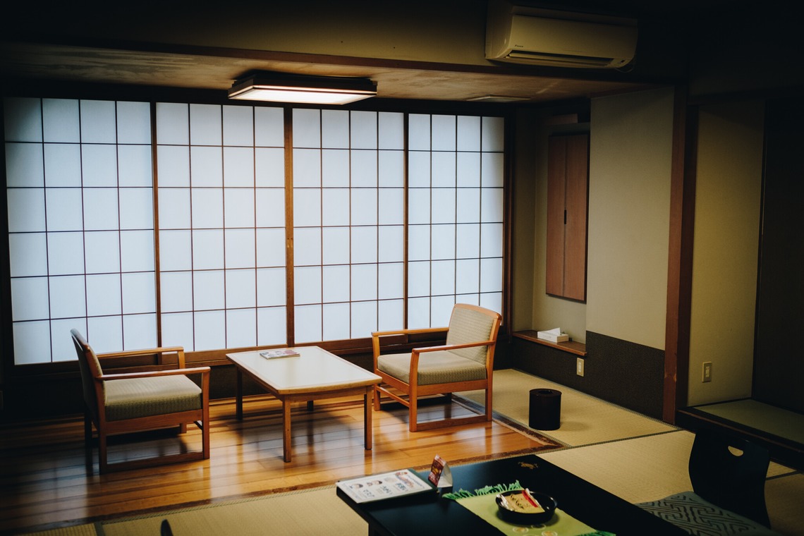 ワイヤリングが撮影した写真のアルバム「ビジネス」