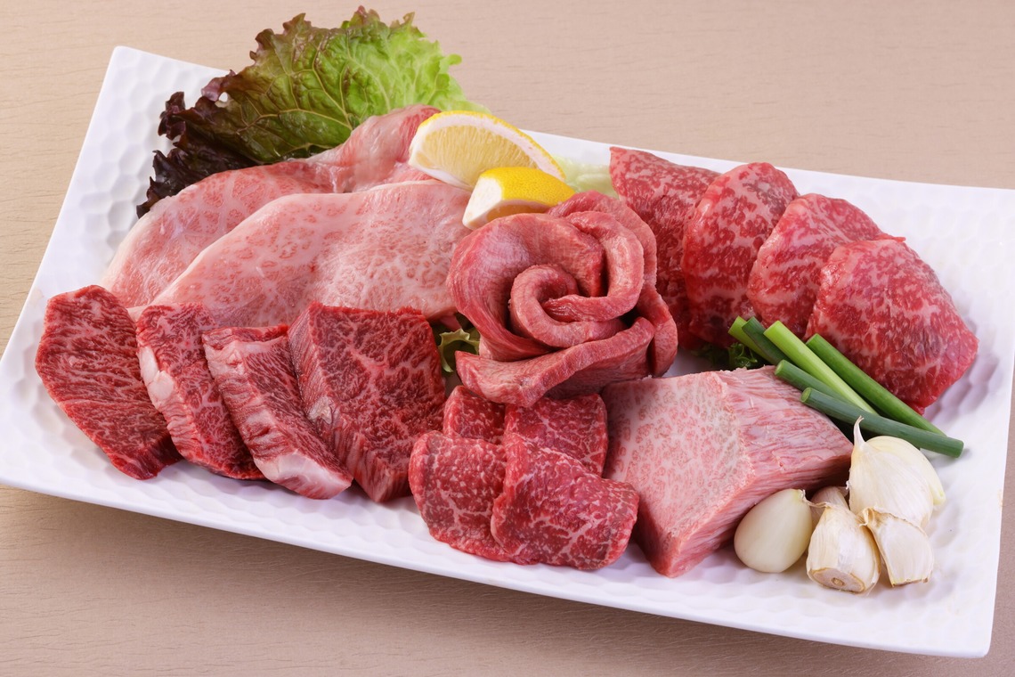 森安　照が撮影した「焼肉弁当・焼肉・韓国料理」の写真