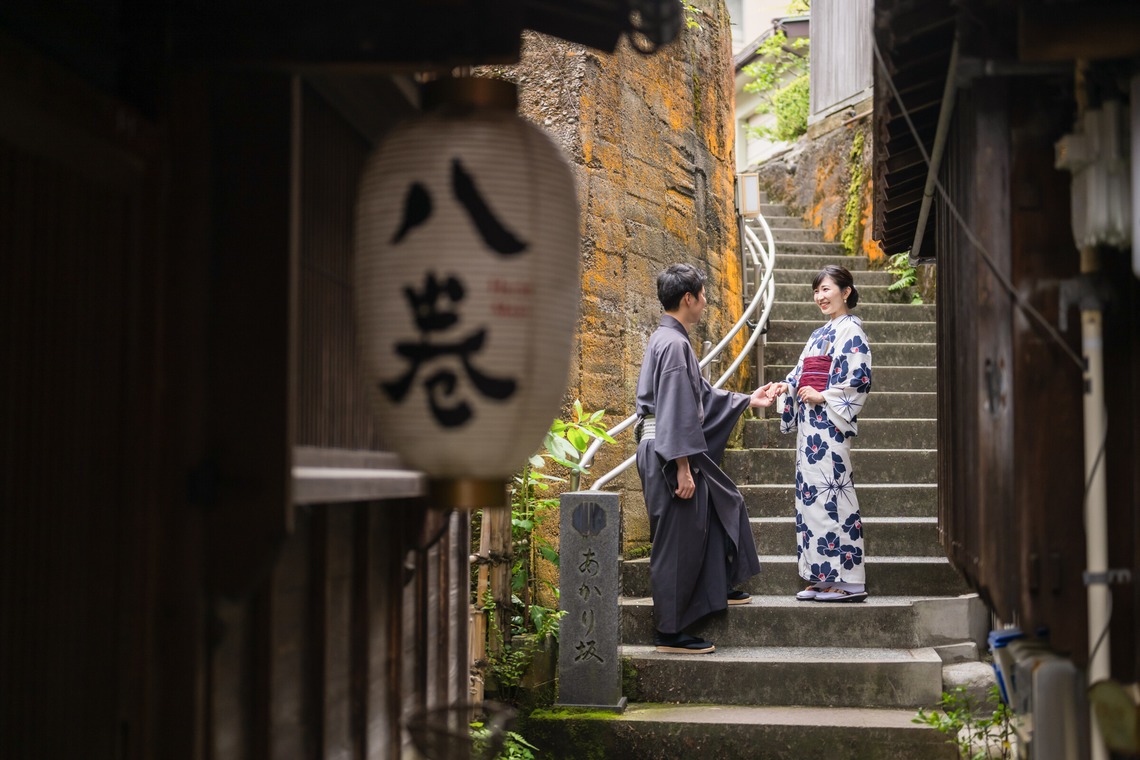 アート工房が出張撮影した家族写真(キッズ,ベビーフォト)などが写った「金沢散策」の家族写真