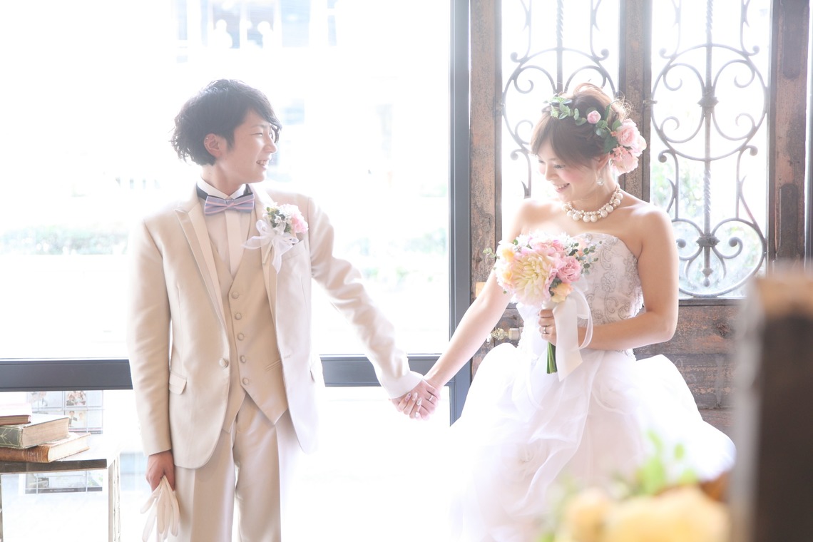 ウェディングアベニューが撮影した「アトリエスタジオ　洋装」の写真