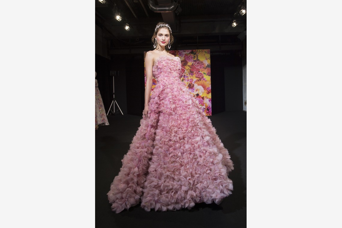 Album of the Wedding, Bridal taken by En-no - Wedding Dresses